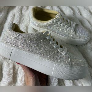 Betsey Johnson Sutton Ivory Pearl Rhinestone Platform Sneakers shoes wedding 8